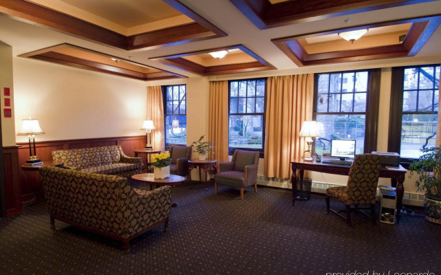 Sylvia Hotel