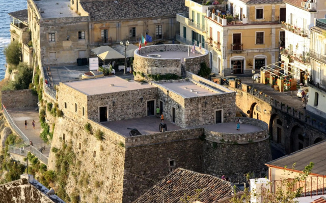 Hotel Marinella