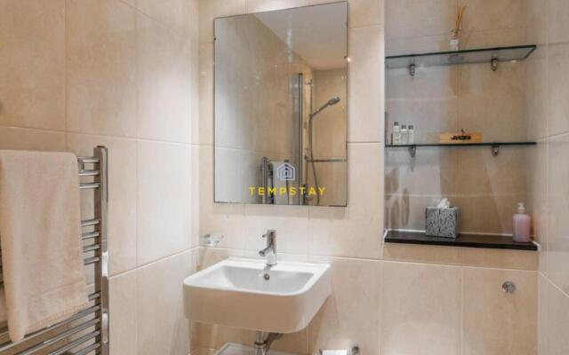 London In 15 Mins! Stylish Apartment Near Heathrow