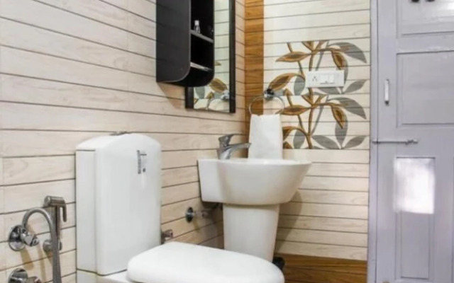 Golden Zenith Villa