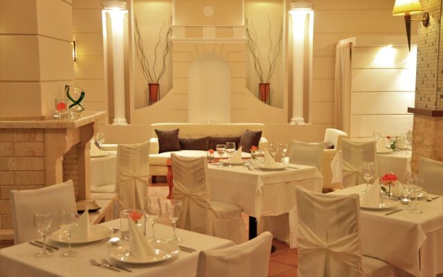 Akrogiali Boutique Hotel
