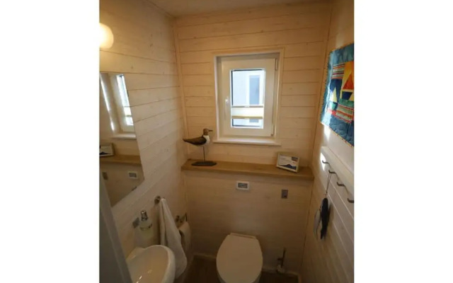 Houseboat Liliput Comfortable Holiday Residence