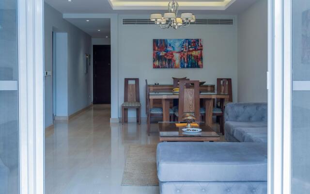 VESTA  - Luxury APT - 2BR - CFC