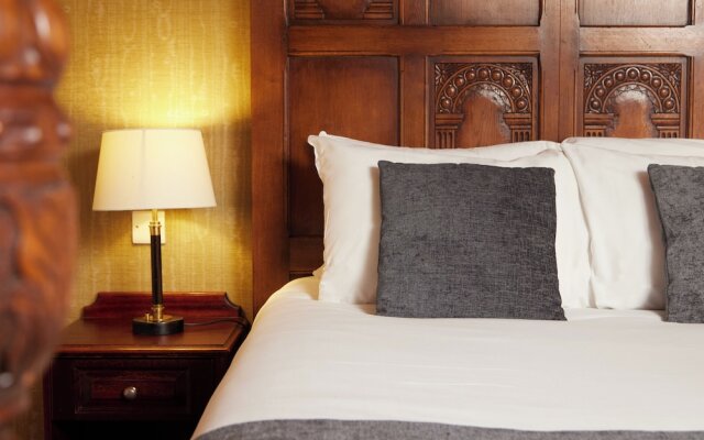 The Fieldhead Hotel by Greene King Inns