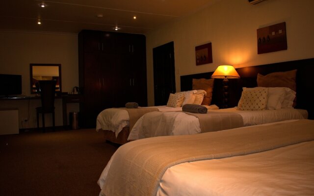 Waterfront Country Lodge