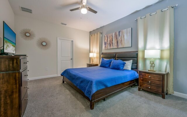 Family Paradise Space Themed Perfect Location