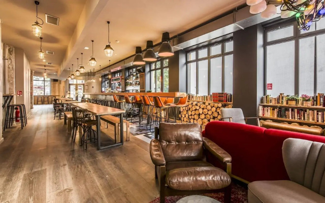 The People - Paris Belleville