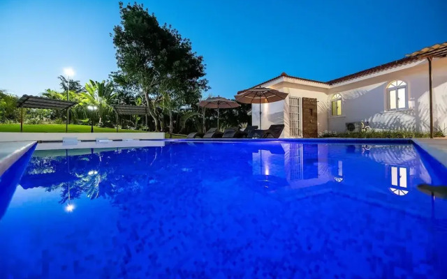 Villa Royale Luxury 4-bedroom Paradise In Sosua
