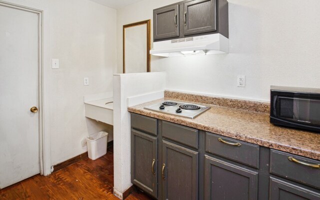 OYO Hotel Blytheville AR I-55