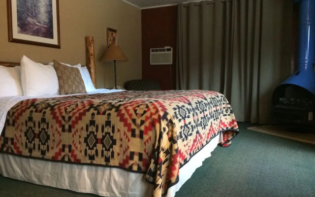 Sitzmark Chalet Inn