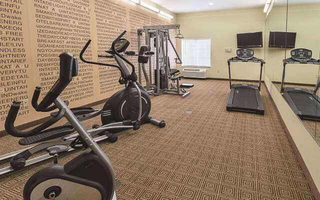 La Quinta Inn & Suites by Wyndham Waxahachie