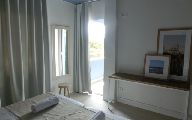 You & Co. Saler Beach Boutique Hotel