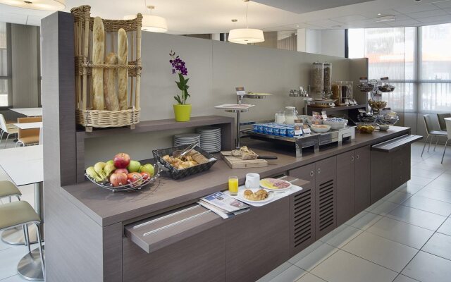 Holiday Inn Express Lille Centre by IHG