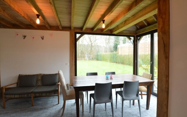 Cozy Holiday Home in Aalter near Lake