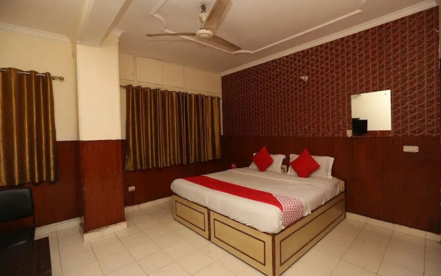 Oyo 19452 Hotel Swift Inn