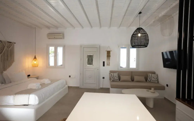 Loom Suite Ornos Mykonos