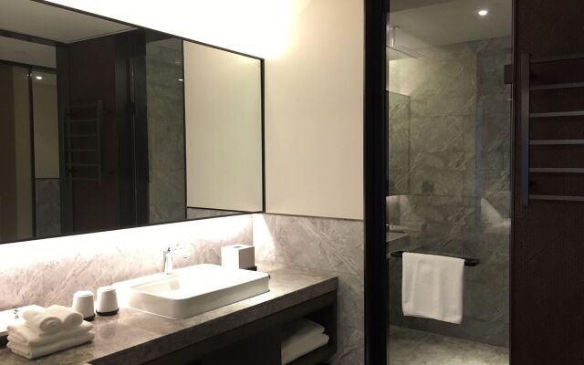 JOYA Shanghai Xujiahui Hotel