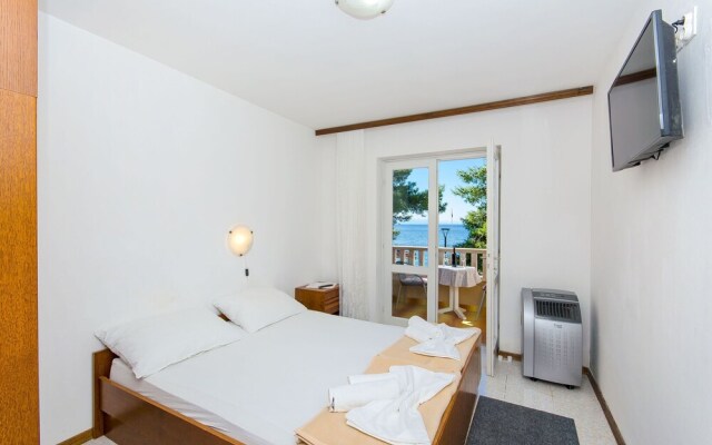 Apartments and Room Nada