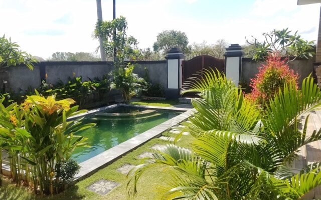 Cantika Guest House