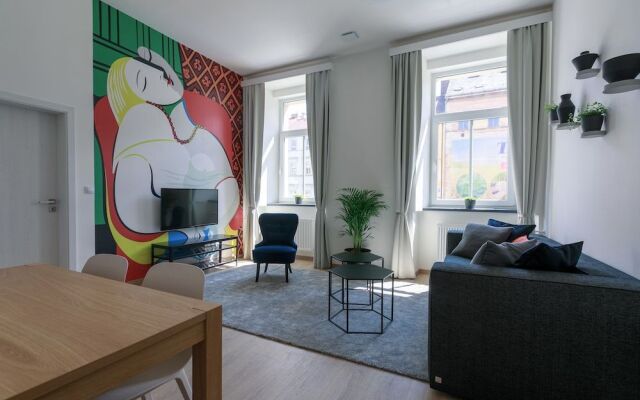 Avantgarde apartments