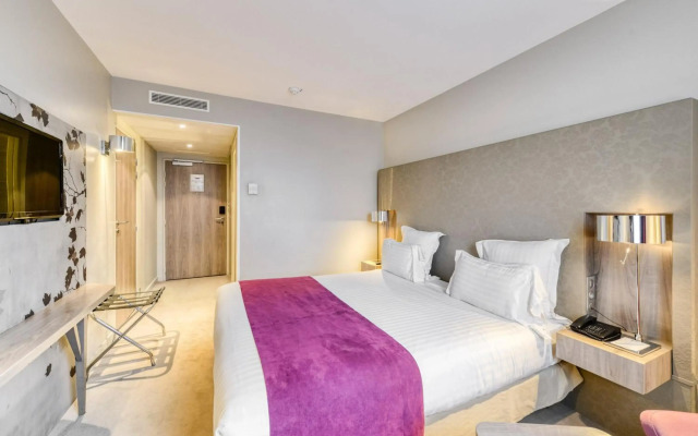 Best Western Plus Paris Velizy