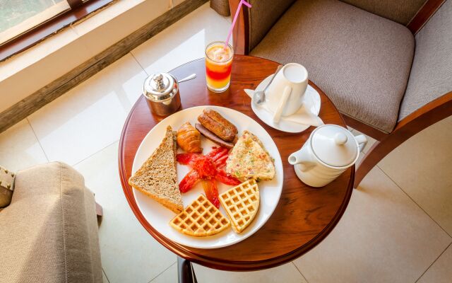 Hillside Plaza Hotel