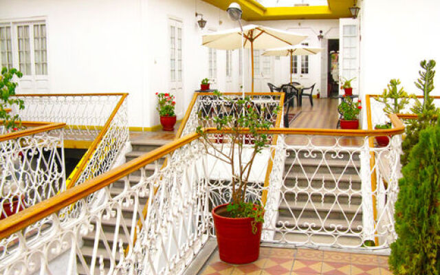 La Compañia II