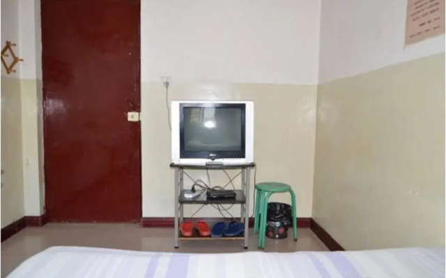 Baisheng Hotel