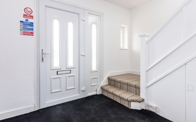 Bramcote House