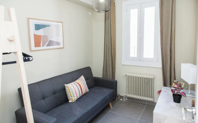 Brand New Modern apt in Central Athens