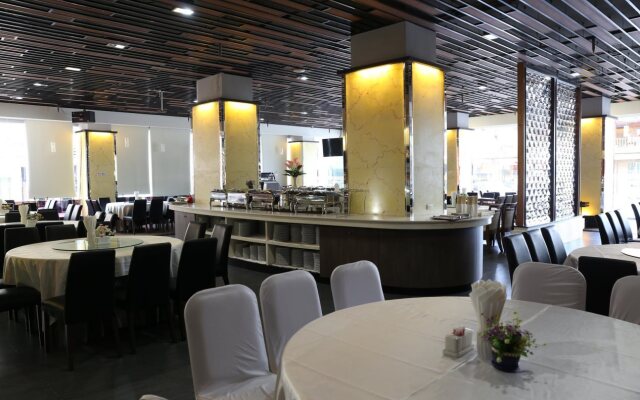 Grand Oliver Hotel