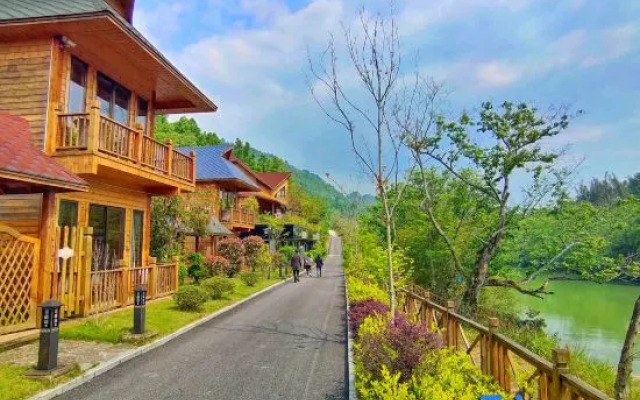 Hongfeng Holiday Hotel