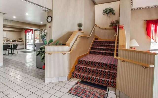 Baymont Inn & Suites by Wyndham Mukwonago