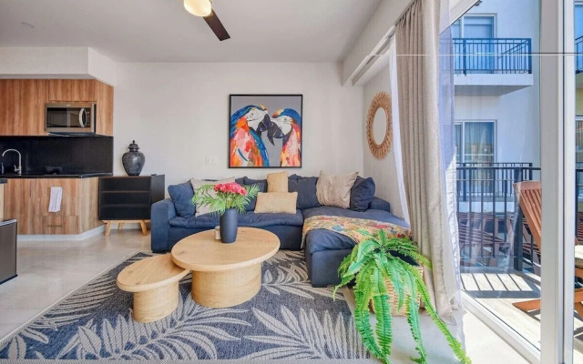 Cozy 1Br Apt - Pool - Gym - 2 Min to the Beach