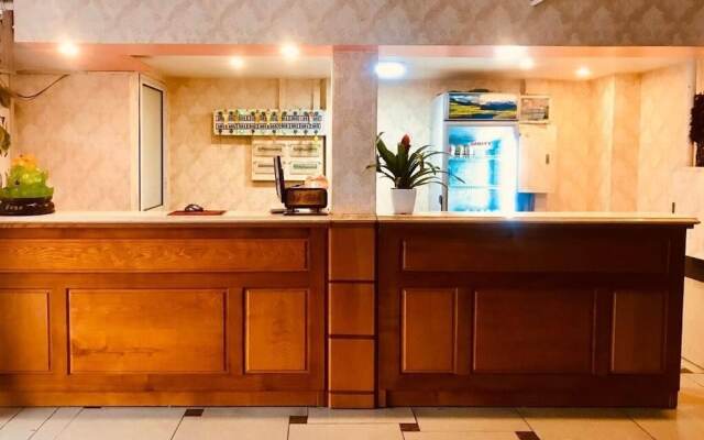 Sao Mai Hotel by Bay Luxury