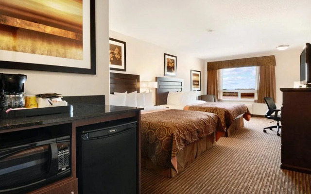 Tisdale Canalta Hotel