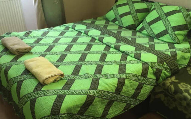 Apartment on Arutin Saiatnova