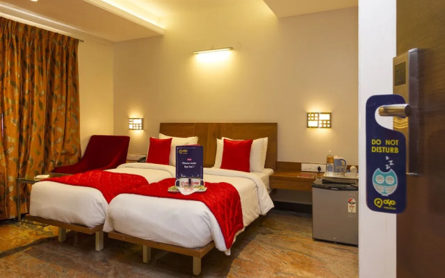 OYO 16033 Hotel Cartier Biznotel