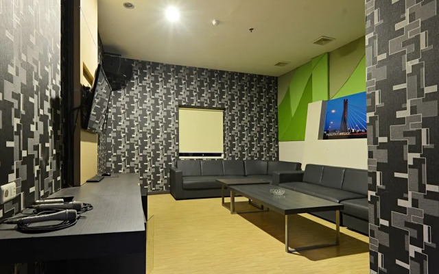 ZenRooms Cihampelas