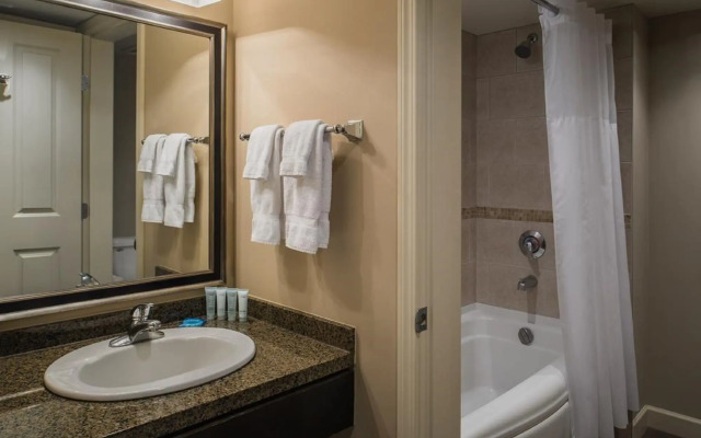 Executive Suites Hotel & Resort, Squamish