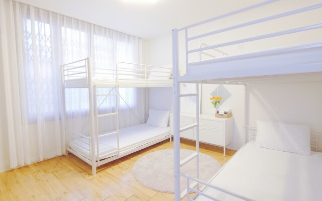 Moca Guesthouse - Hostel