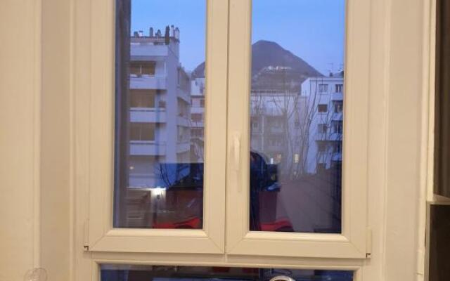 Melting-Pot *** T3 centr Grenoble équipé