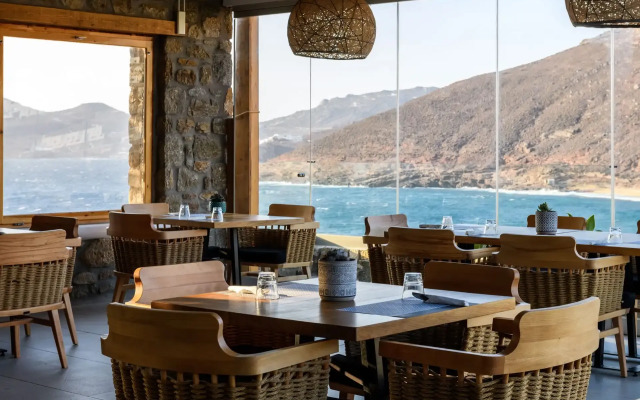 Panormos Village Hotel