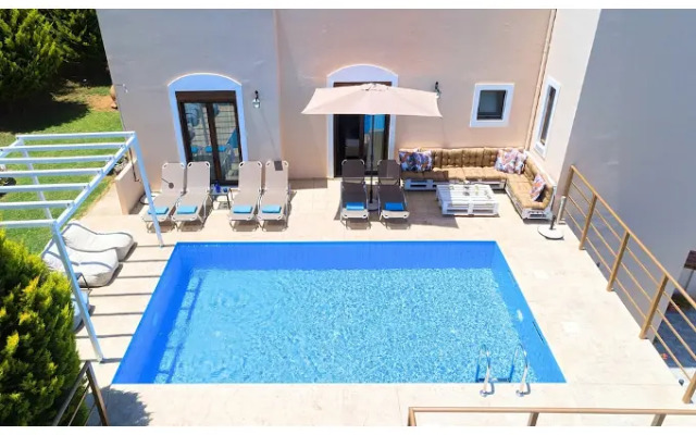 Cretan Residence