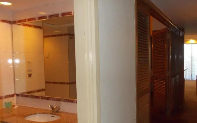 Everly Resort Hotel Malacca