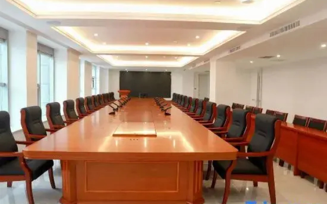 Hilton Wutong Hotel