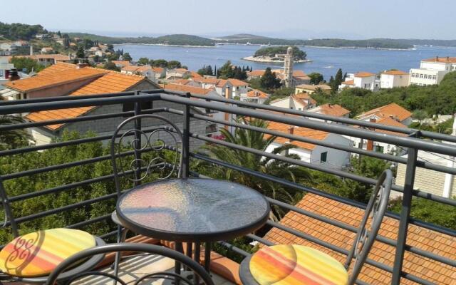 Apartment On Hvar Island