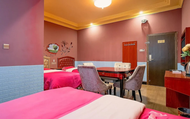 Zhangjiajie Memeda Theme Hotel