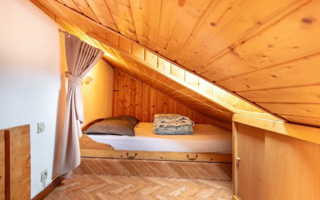 Studio in Saint-sorlin Near Ski Slopes