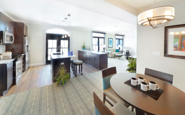 Pavilion Grand Hotel